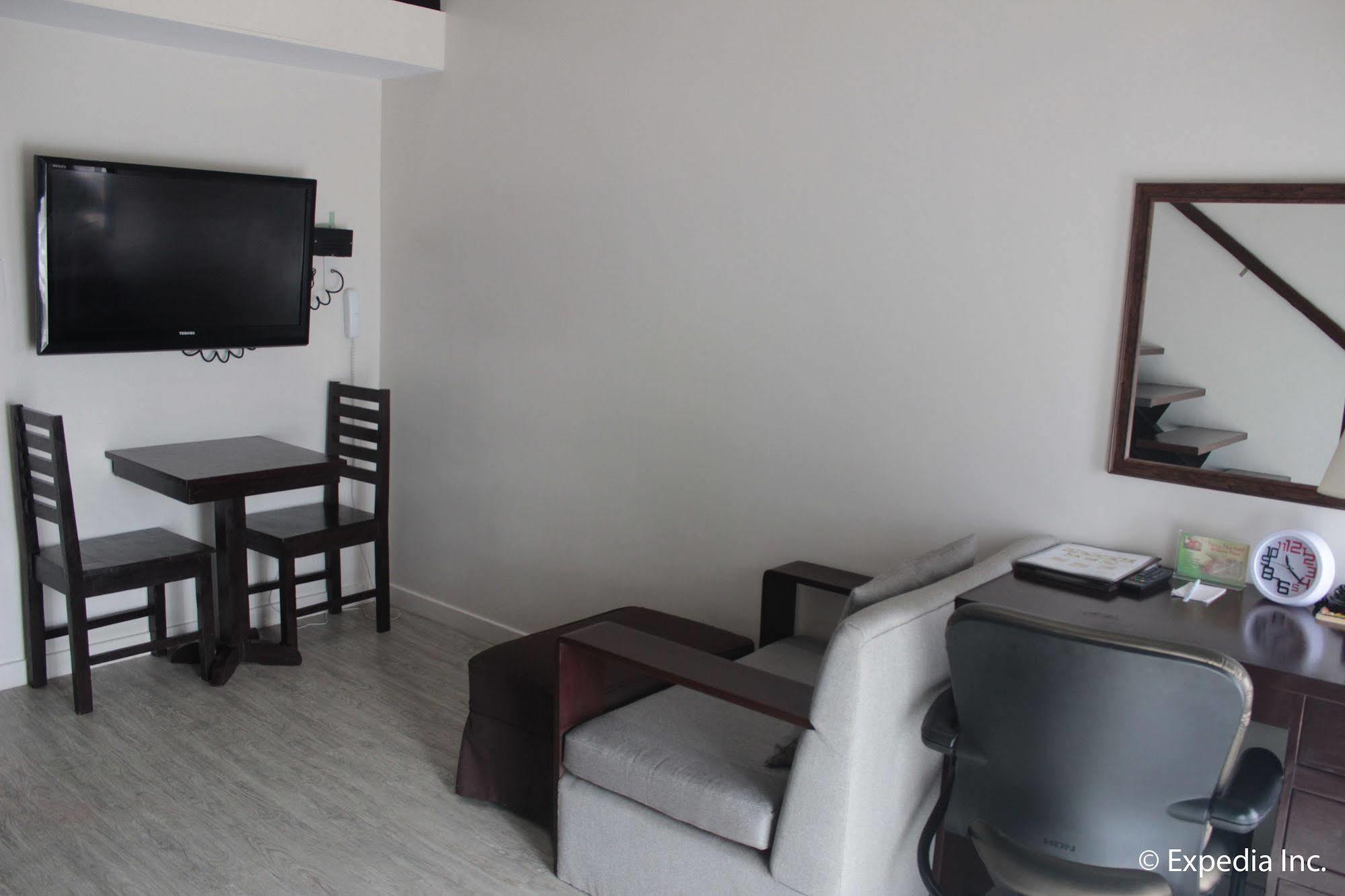 Subic Coco Hotel Olongapo City Exteriör bild